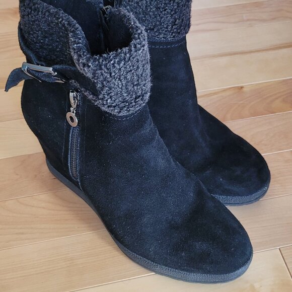 Banff Trail Suede Boots - Picture 3 of 9